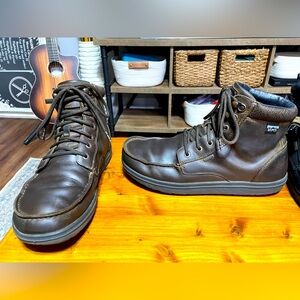 - Men’s Boulder Boot Grip Waterproof 11.5 -Dakota Brown Leather